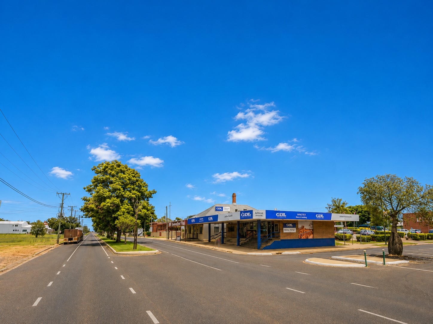 Blackall Tambo Image 1
